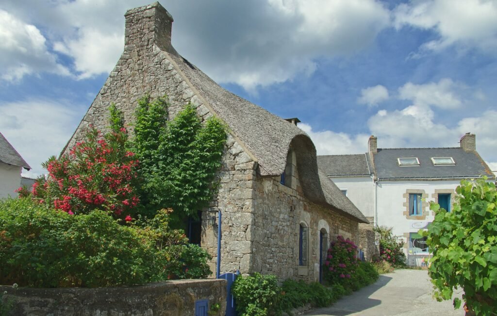 Maison de bourg en pierre